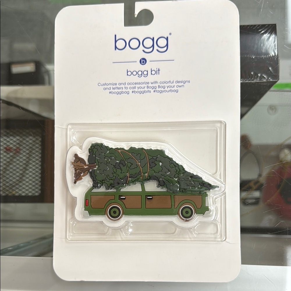 NIB Holiday Bogg Bag- Bogg Bits - She's a Beaut!
